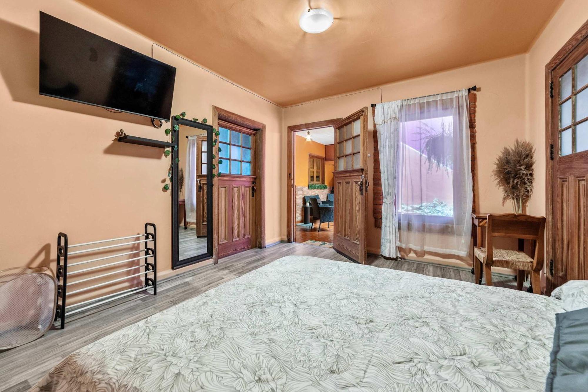 Charming 2-Bedroom Retreat In Lomas De Bezares 墨西哥城 外观 照片
