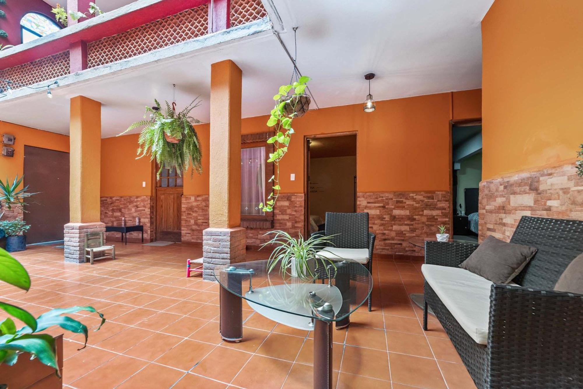 Charming 2-Bedroom Retreat In Lomas De Bezares 墨西哥城 外观 照片