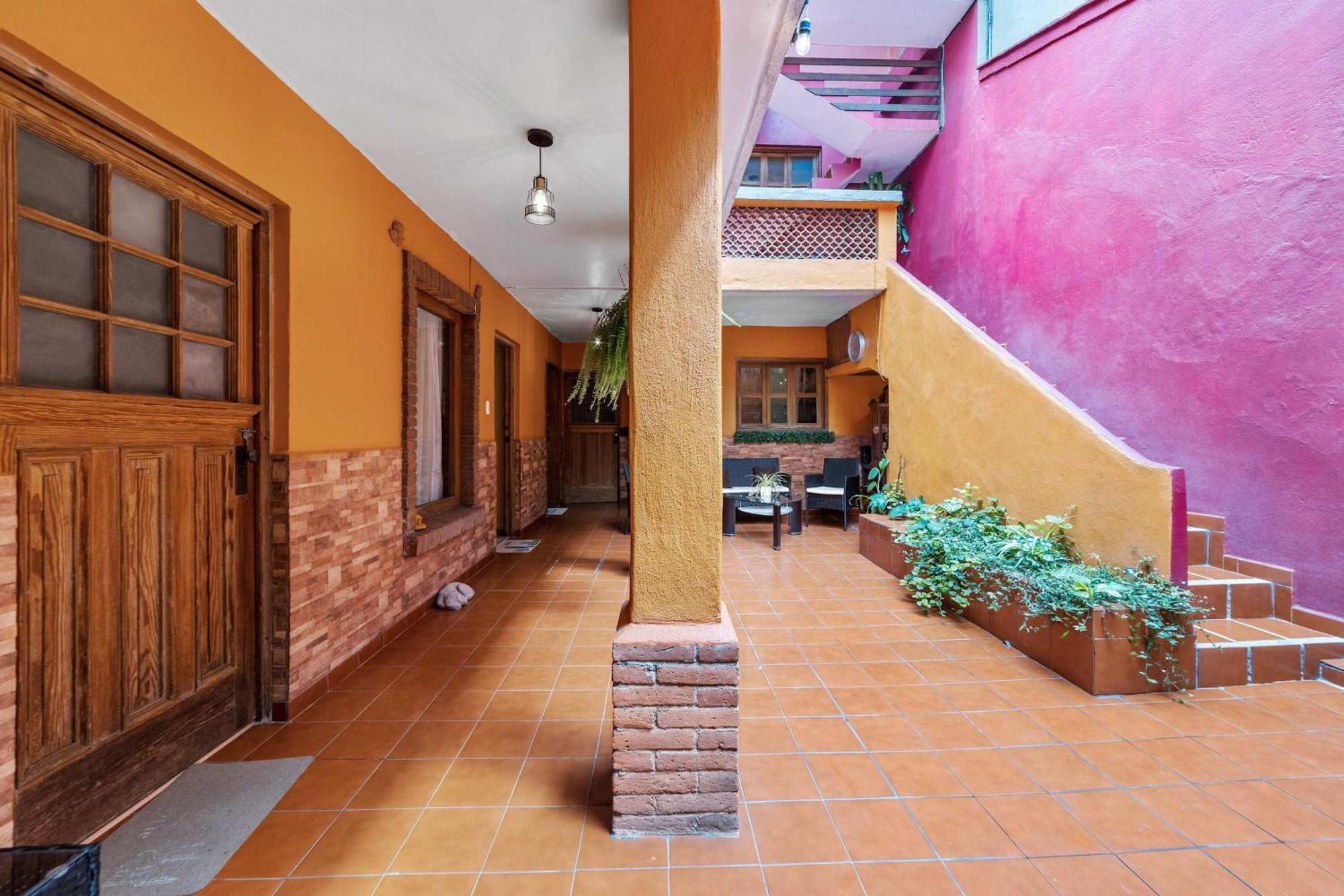 Charming 2-Bedroom Retreat In Lomas De Bezares 墨西哥城 外观 照片
